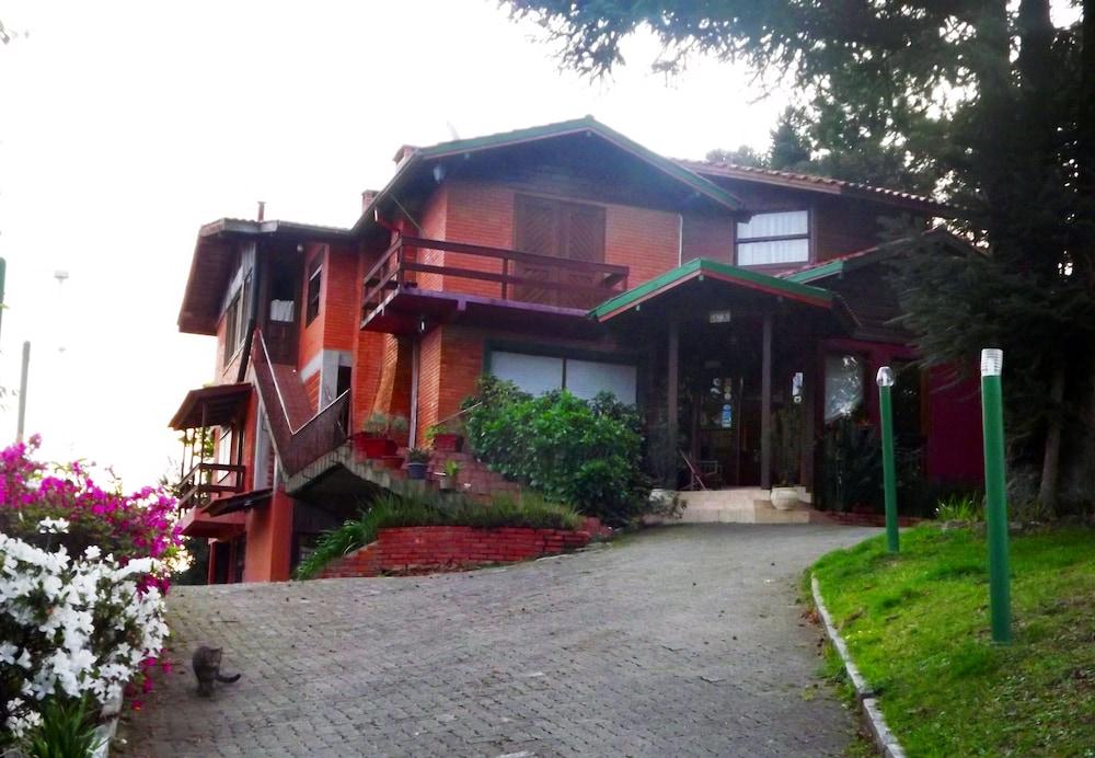 Pousada Pinha Pinhao Gramado Bagian luar foto